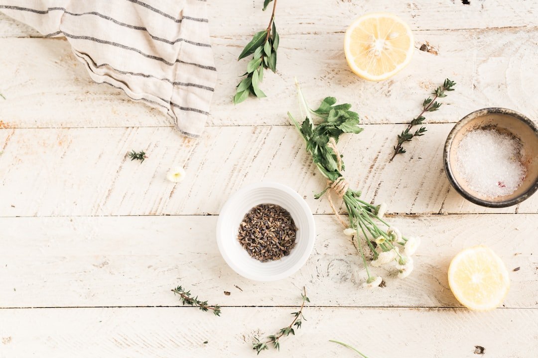 Ditch the Chemical Overload: Natural Alternatives to Chemical Skincare