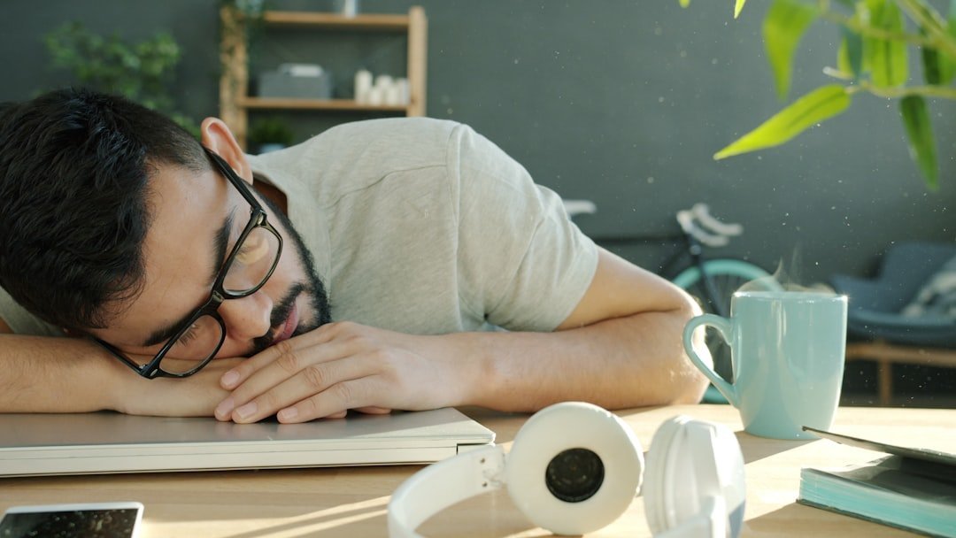 The Science of Napping: Why 20 Minutes of Sleep Can Change Your Day